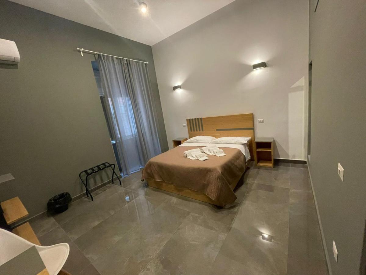 Be Italian Flat Bovio Hotel Napoli Bagian luar foto